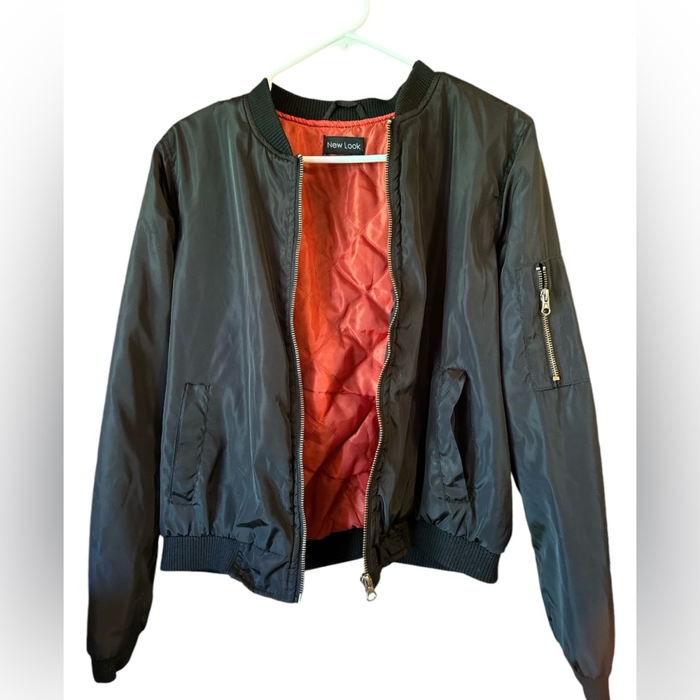 New Look Size Medium juniors black zip bomber jacket